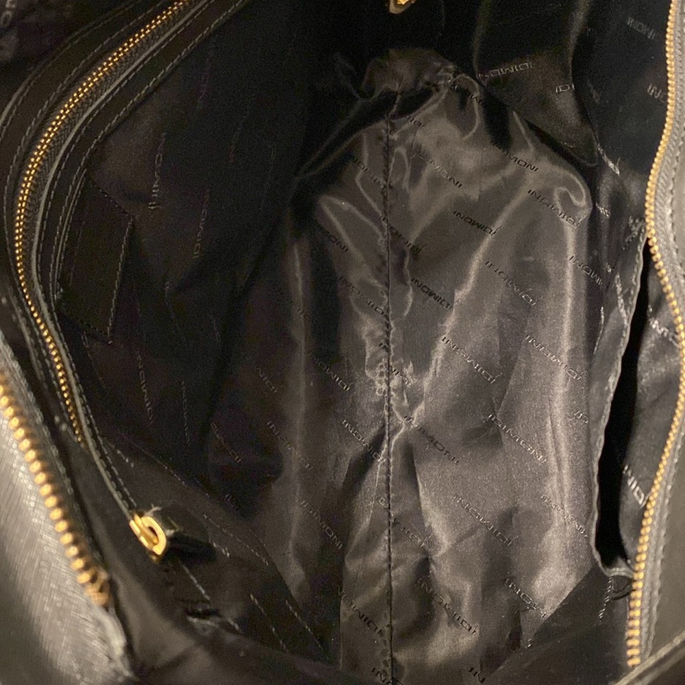Dimoni Tote - Picture 4 of 8
